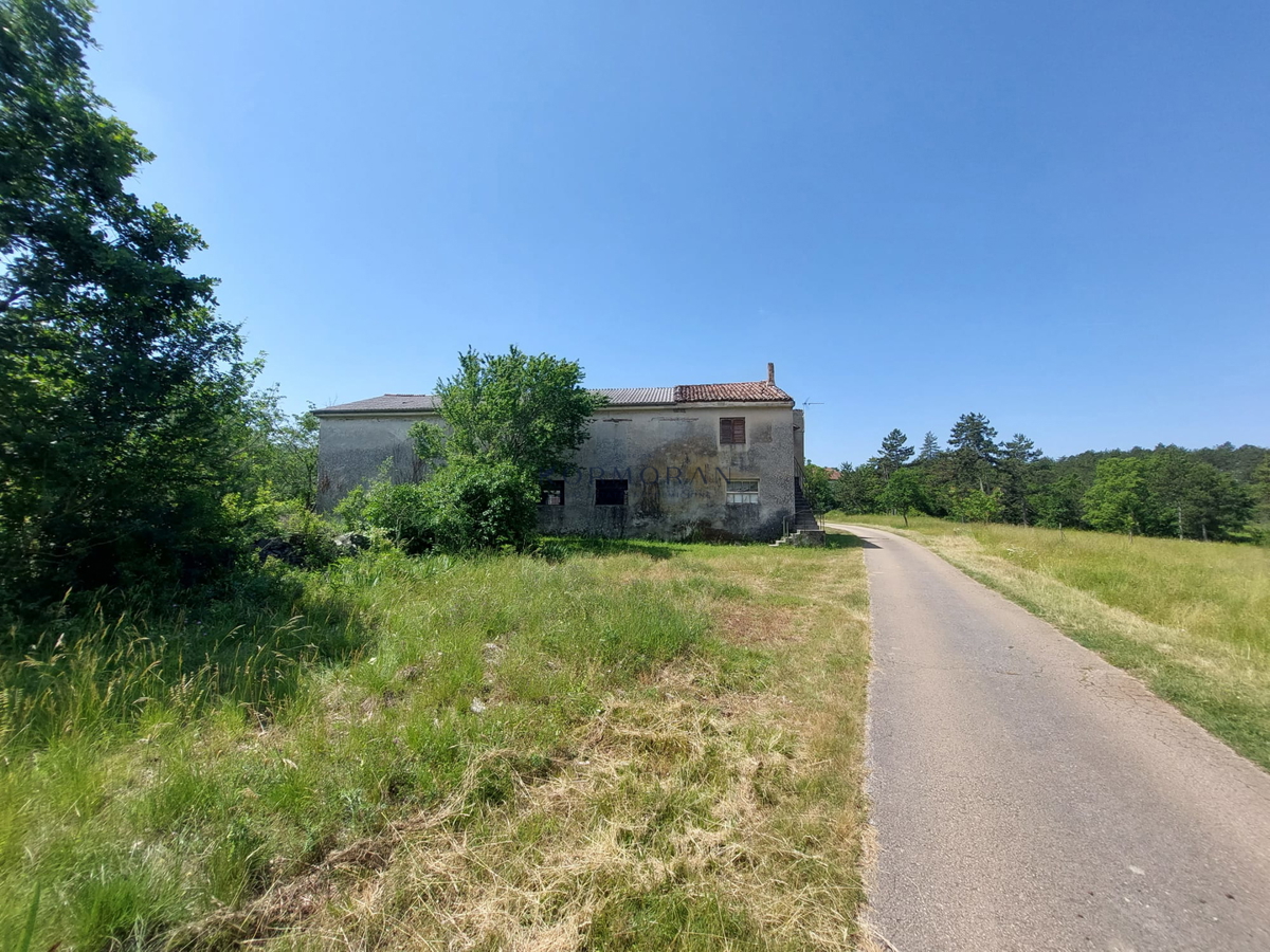 GROŽNJAN